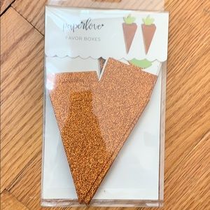 Paper love 10 favor boxes (carrots)